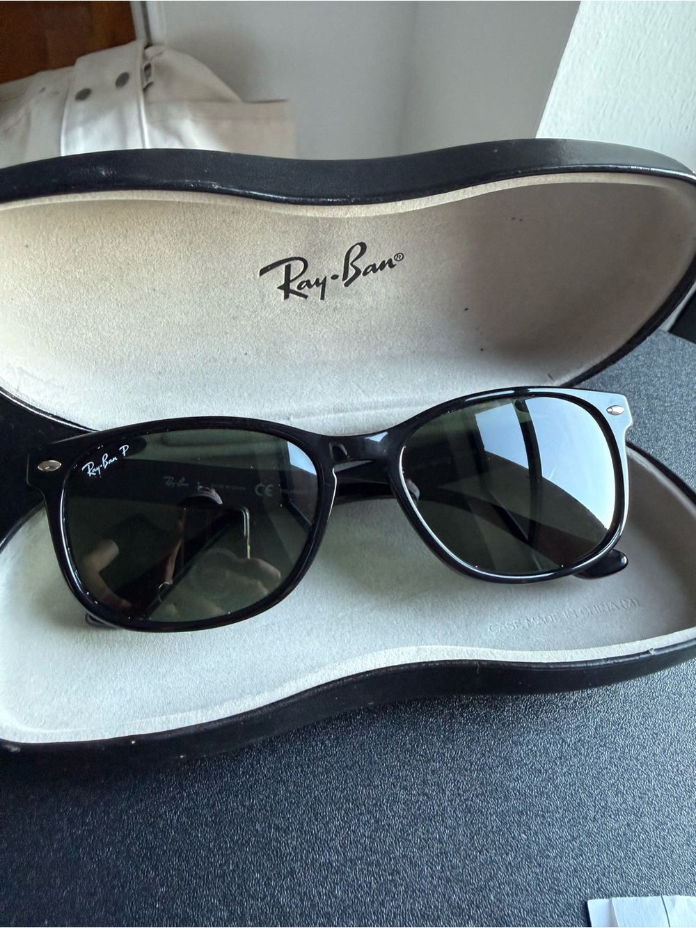 Ray-Ban Black Classic Wayfarer Polarized